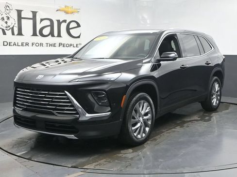 Used 2025 Buick Enclave Preferred w/ Power Package AWD/4WD image 35
