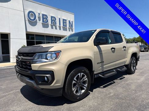 Used 2022 Chevrolet Colorado Z71 w/ Safety Package AWD/4WD image 1