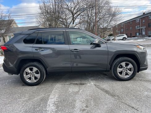 Used 2023 Toyota RAV4 XLE image 6