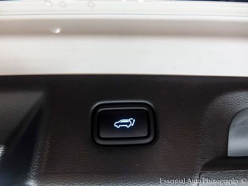 Used 2024 Hyundai Palisade Calligraphy image 35