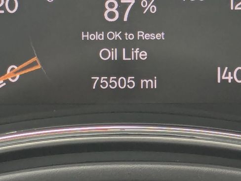 Used 2018 Jeep Grand Cherokee Laredo image 13