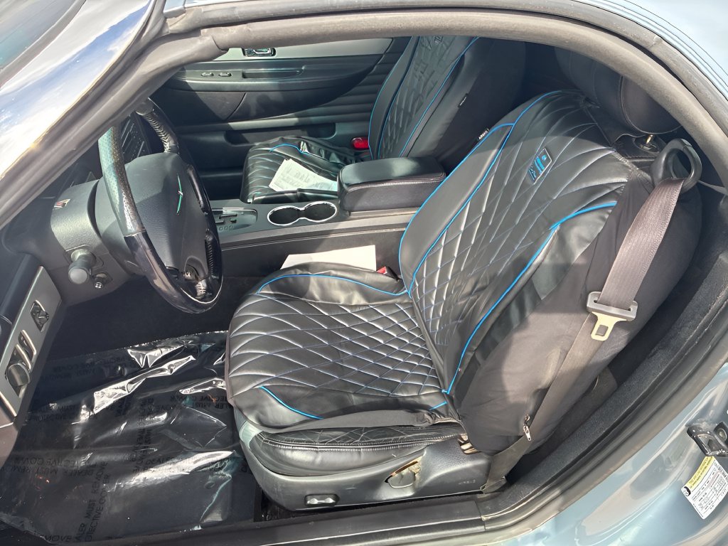 Used 2005 Ford Thunderbird RWD image 17