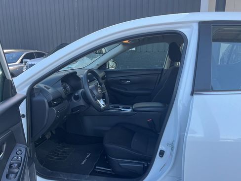 Used 2024 Nissan Sentra SV image 11