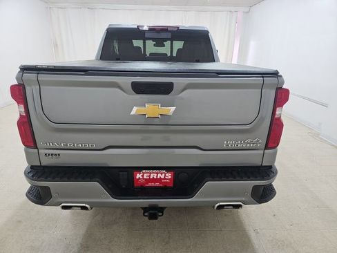 Used 2025 Chevrolet Silverado 1500 High Country w/ High Country Premium Package image 18
