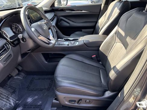 Certified 2025 INFINITI QX60 Pure FWD image 15