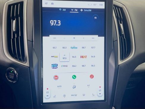 Used 2024 Ford Edge SEL image 15