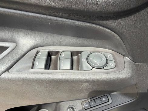 Used 2019 Chevrolet Equinox Premier AWD/4WD image 27