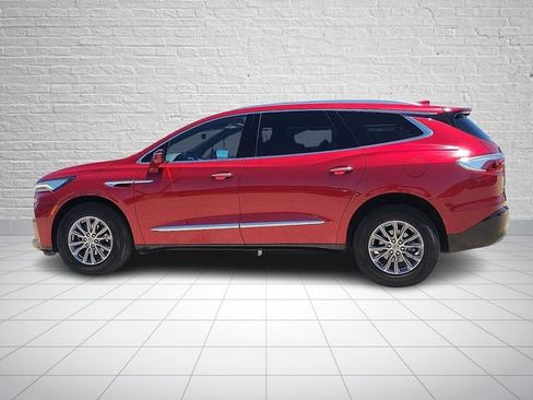 Used 2024 Buick Enclave Premium AWD/4WD image 2