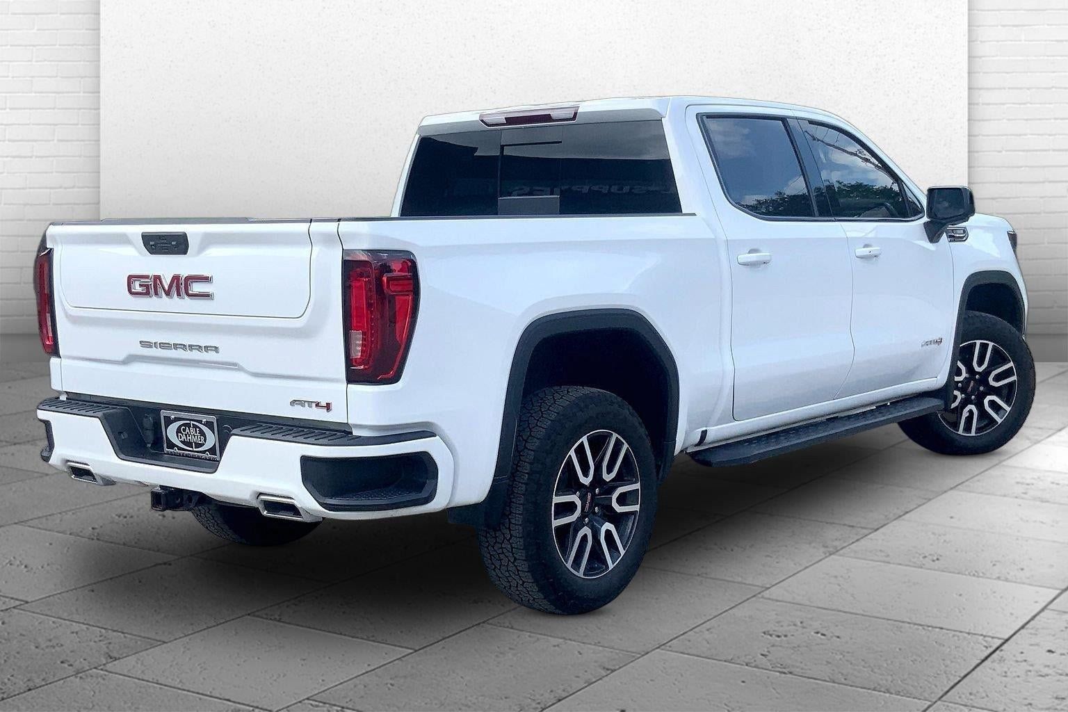 Used 2022 GMC Sierra 1500 AT4 w/ AT4 Preferred Package AWD/4WD image 14