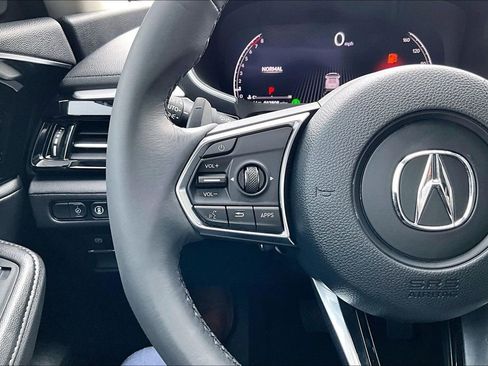 Used 2024 Acura MDX SH-AWD image 28