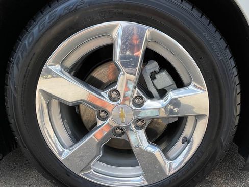 Used 2014 Chevrolet Volt Premium w/ Premium Trim Package FWD image 15