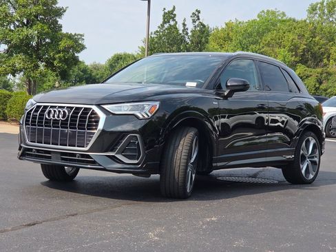 Used 2020 Audi Q3 2.0T Premium Plus AWD/4WD image 19