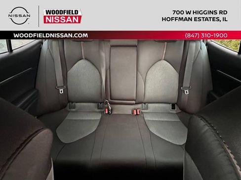 Used 2019 Toyota Camry LE FWD image 27