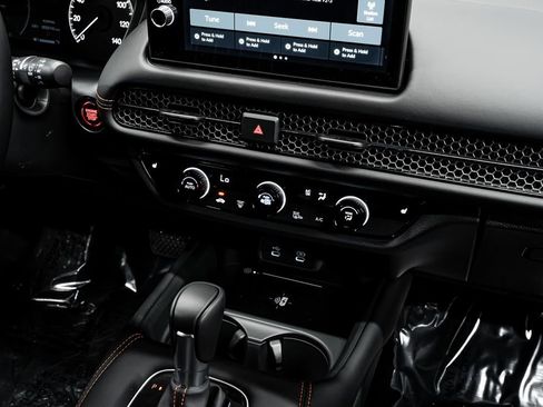 Used 2026 Honda HR-V Sport image 26