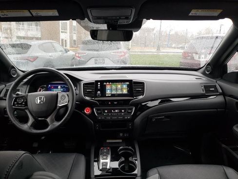 Used 2023 Honda Passport Elite image 13