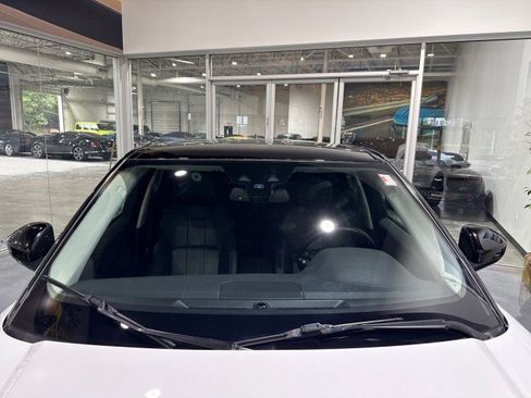 Used 2018 Land Rover Range Rover Evoque SE AWD/4WD image 46