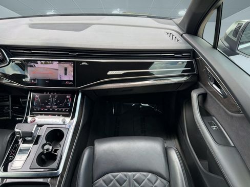 Used 2023 Audi SQ7 Premium Plus w/ Executive Package AWD/4WD image 30