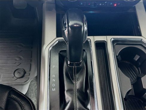 Used 2019 Ford F150 Lariat w/ FX4 Off-Road Package image 16