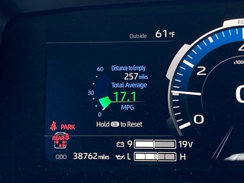 Certified 2024 Toyota Sequoia Platinum image 17