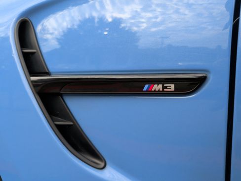 Used 2018 BMW M3 image 11