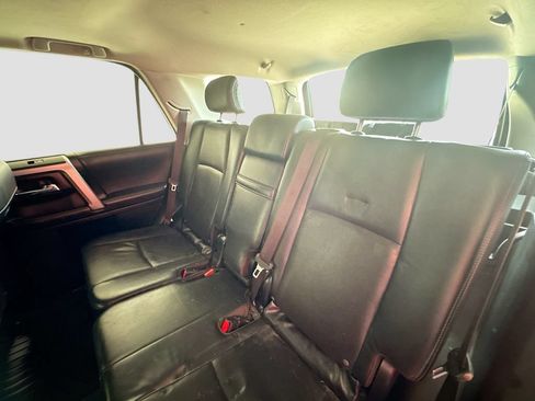 Used 2019 Toyota 4Runner Limited AWD/4WD image 28