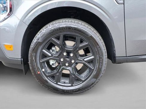 New 2026 Ford Maverick Lariat w/ Black Appearance Package AWD/4WD image 10