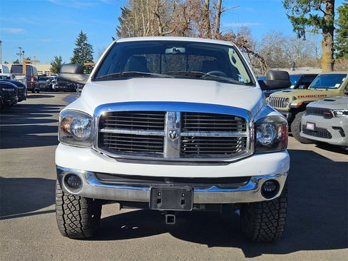 Used 2008 Dodge Ram 1500 Truck SLT w/ Trailer Tow Group image 2