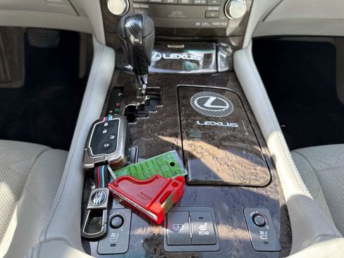 Used 2011 Lexus LS 460 image 27