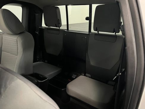 Used 2022 Toyota Tacoma SR w/ SR Convenience Package image 20