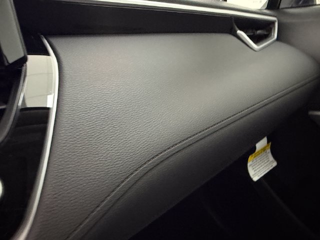 New 2026 Toyota Corolla Cross LE w/ Moonroof Package FWD image 23