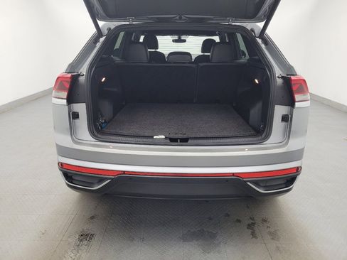 Used 2020 Volkswagen Atlas Cross Sport SE image 29