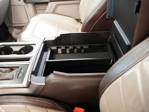 Used 2019 Ford F150 Limited w/ Trailer Tow Package image 23