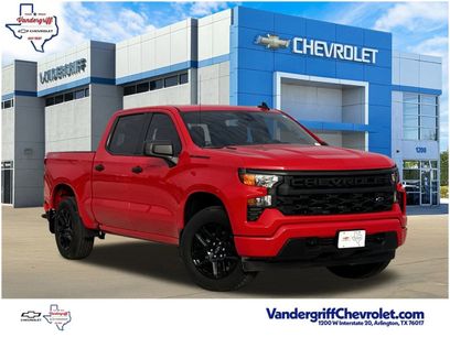 New 2026 Chevrolet Silverado 1500 Custom w/ LPO, Dark Essentials Package
