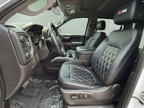 Used 2020 Chevrolet Silverado 1500 RST AWD/4WD image 19