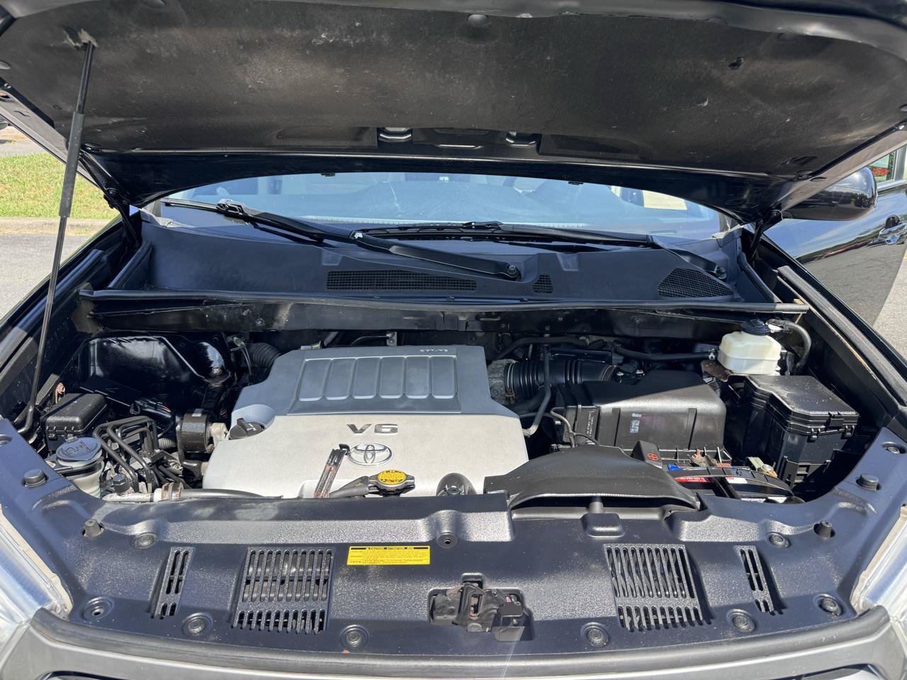Used 2013 Toyota Highlander Plus FWD image 22
