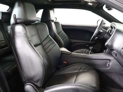 Used 2016 Dodge Challenger SRT Hellcat image 29