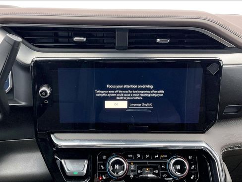 New 2026 GMC Sierra 2500 Denali w/ Denali Reserve Package image 7