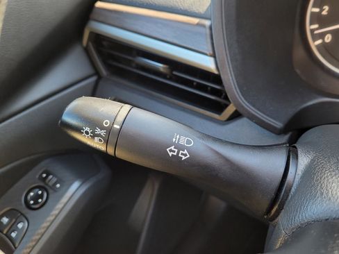 Used 2024 Nissan Altima 2.5 SV image 30