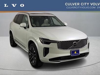New 2026 Volvo XC90 T8 Ultra w/ Protection Package Premier