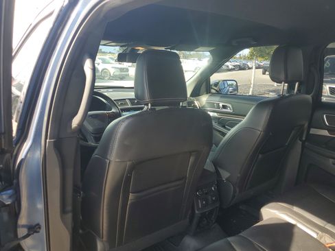 Used 2018 Ford Explorer Limited w/ Equipment Group 301A image 20