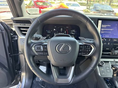 Certified 2024 Lexus GX 550 w/ Accessory Package (31) AWD/4WD image 14