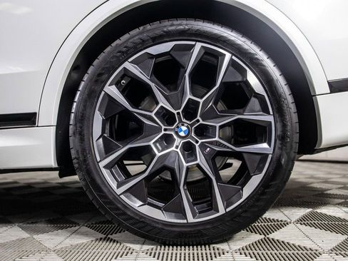Used 2023 BMW X7 xDrive40i w/ M Sport Package image 43