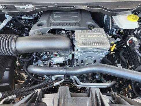 New 2026 RAM 1500 Laramie w/ Laramie Southwest Edition AWD/4WD image 24