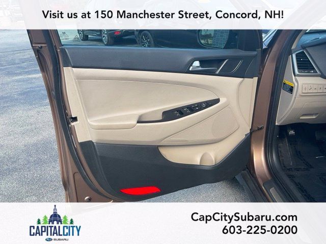 Used 2016 Hyundai Tucson Limited w/ Option Group 03 AWD/4WD image 12