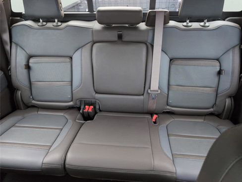 Used 2022 GMC Sierra 3500 Denali w/ Denali Ultimate Package image 26