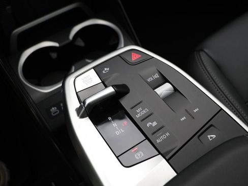 Used 2025 BMW X1 xDrive28i AWD/4WD image 23