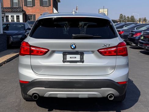 Used 2017 BMW X1 xDrive28i image 7