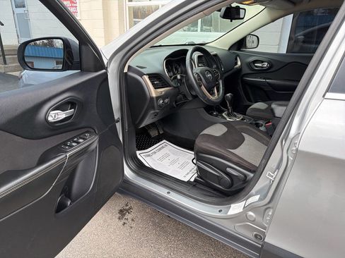 Used 2014 Jeep Cherokee Latitude image 13