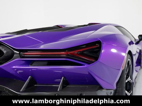 Used 2024 Lamborghini Revuelto AWD/4WD image 50