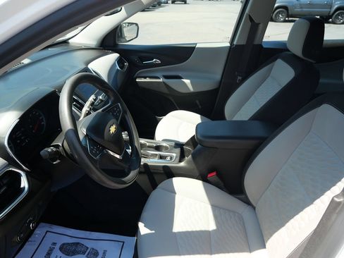 Used 2020 Chevrolet Equinox LS AWD/4WD image 10